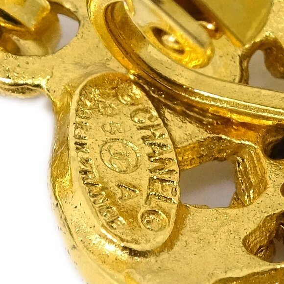 Chanel Fringe Dangle Earrings Clip-On Gold 95A 162729 - Picture 4 of 4